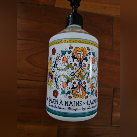 HAND 🧼 SOAP dispenser - Picture 6 of 6